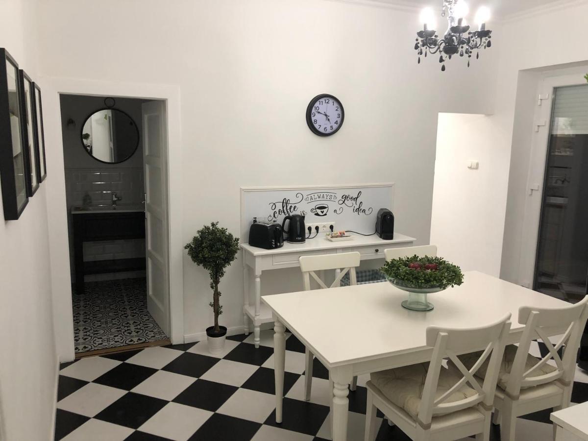 Margareta Apartman Печ Екстериор снимка